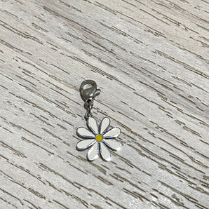 Daisy Charm / Stainless Steel